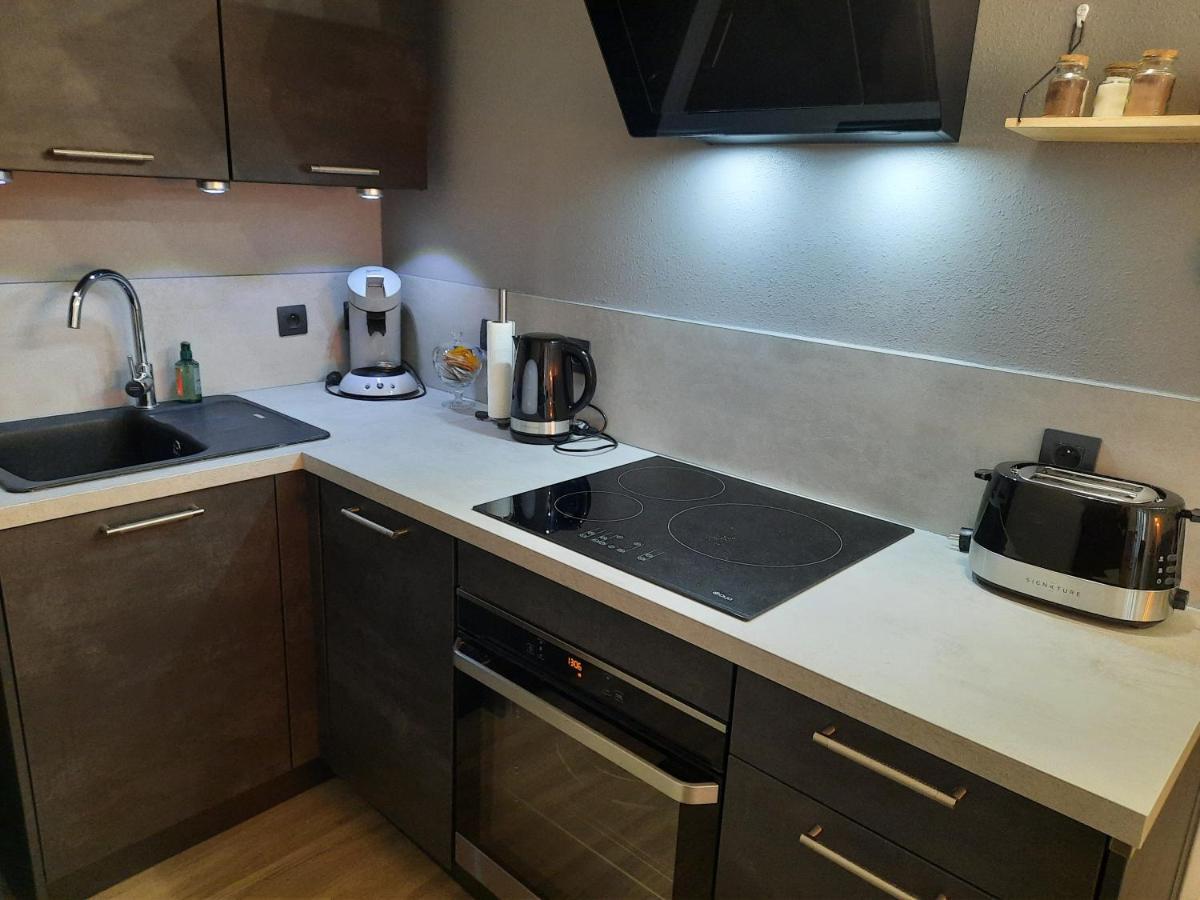 Le Magdad Apartment โรชฟอร์ ภายนอก รูปภาพ