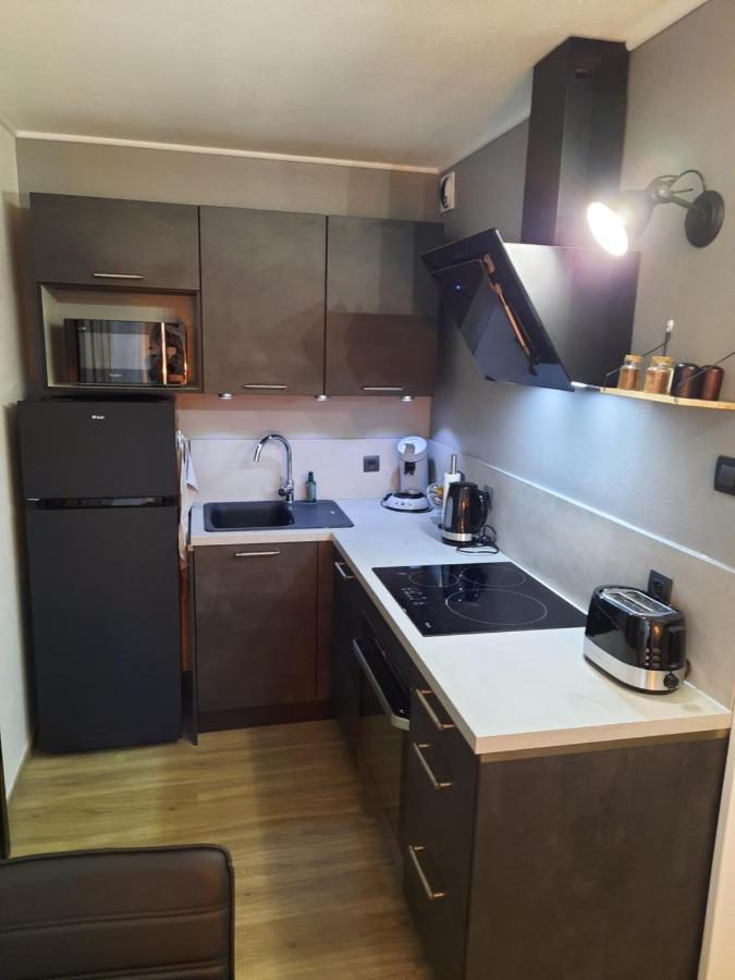 Le Magdad Apartment โรชฟอร์ ภายนอก รูปภาพ