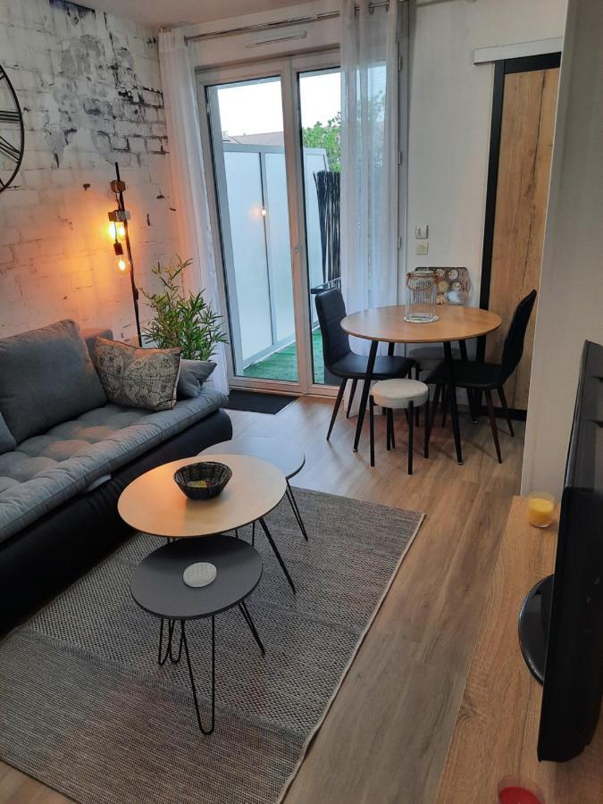 Le Magdad Apartment โรชฟอร์ ภายนอก รูปภาพ