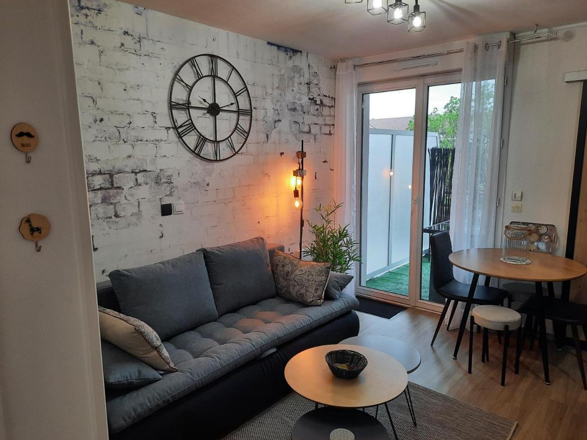 Le Magdad Apartment โรชฟอร์ ภายนอก รูปภาพ